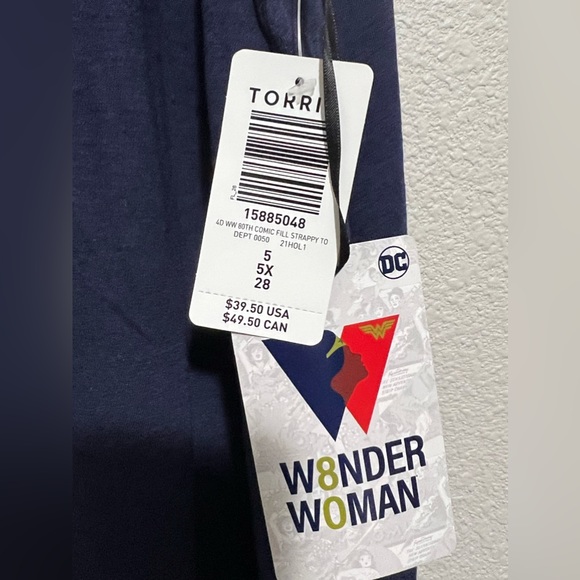 Torrid Strappy Top - Triblend Jersey DC Comics Wonder Woman NWT - Picture 9 of 9